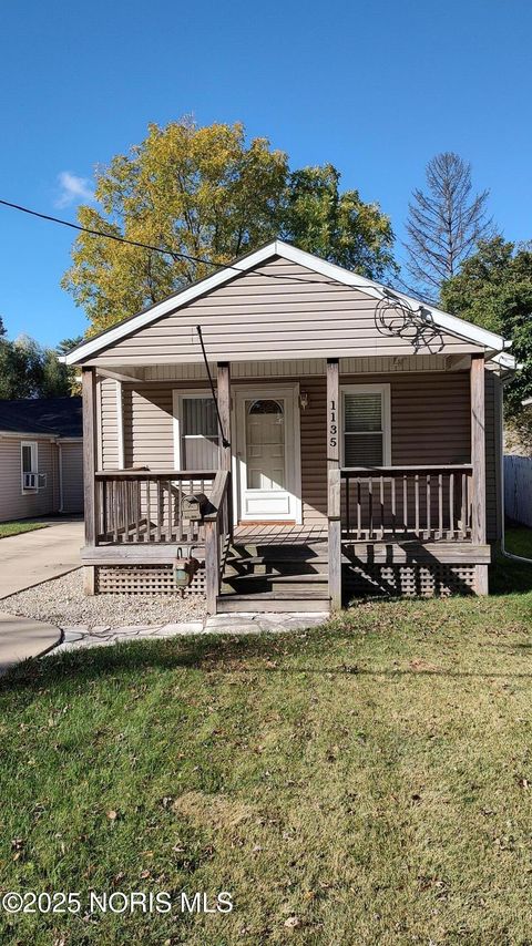 Photo of 1135 Sawyer Road, Toledo, OH 43615 (MLS # 10000725) Photo of 1135 Sawyer Road, Toledo, OH 43615 (MLS # 10000725)