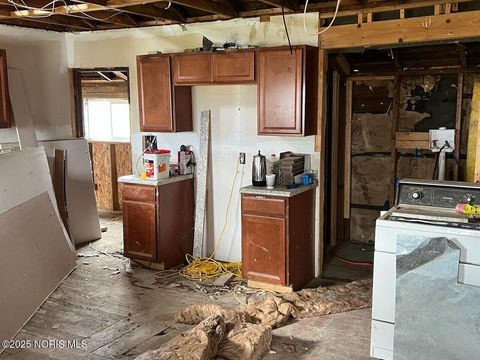 Tiny photo for 3850 County Road 231, Fremont, OH 43420 (MLS # 10000776)