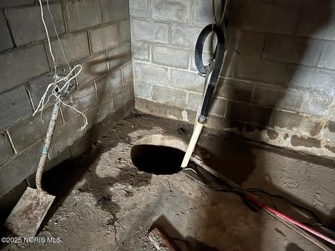 Tiny photo for 3850 County Road 231, Fremont, OH 43420 (MLS # 10000776)