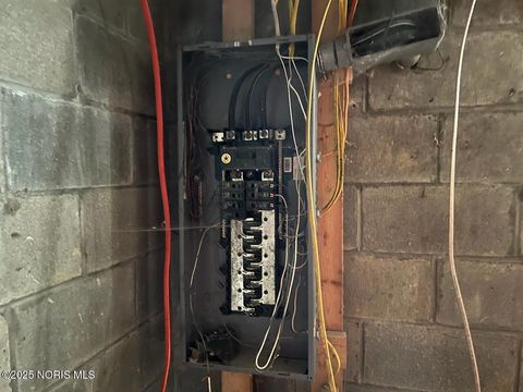 Tiny photo for 3850 County Road 231, Fremont, OH 43420 (MLS # 10000776)