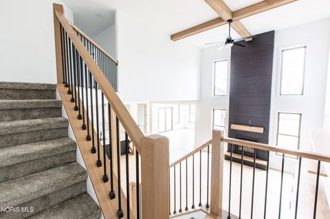 Tiny photo for 2107 Ashley Court, Perrysburg, OH 43551 (MLS # 10005098)