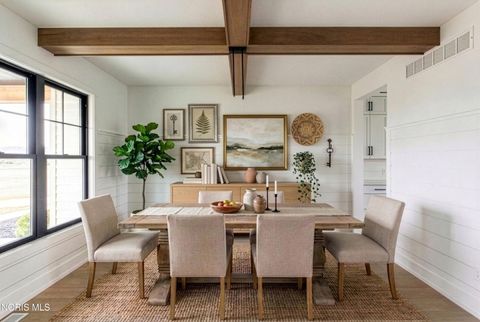 Tiny photo for 2107 Ashley Court, Perrysburg, OH 43551 (MLS # 10005098)