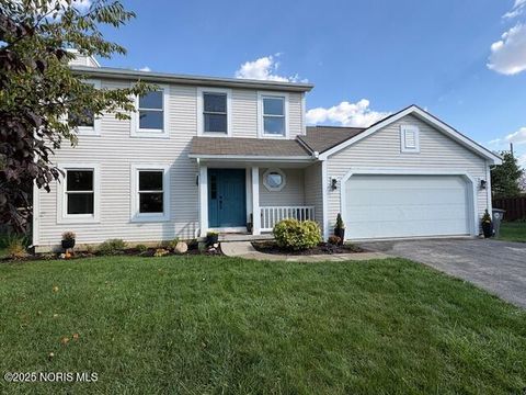 Photo of 660 Little Creek Dr Dr, Perrysburg, OH 43551 (MLS # 10001312)
