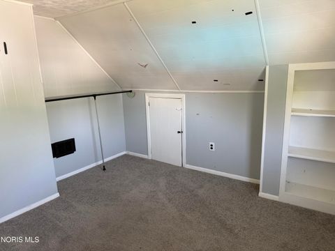 Tiny photo for 2916 Elm Street, Toledo, OH 43608 (MLS # 10007633)