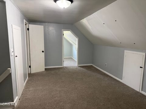 Tiny photo for 2916 Elm Street, Toledo, OH 43608 (MLS # 10007633)