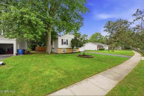 Tiny photo for 6461 Longfellow Road, Sylvania, OH 43560 (MLS # 10014146)