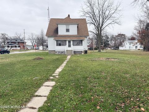 Tiny photo for 527 N Locust Street, Oak Harbor, OH 43449 (MLS # 10001691)
