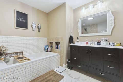 Tiny photo for 410 N Bryan Street, Hicksville, OH 43526 (MLS # 10001683)