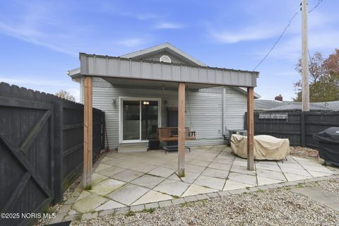 Tiny photo for 410 N Bryan Street, Hicksville, OH 43526 (MLS # 10001683)