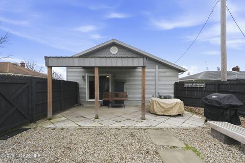 Tiny photo for 410 N Bryan Street, Hicksville, OH 43526 (MLS # 10001683)