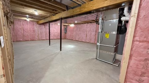 Tiny photo for 717 W Ironwood Drive, Rossford, OH 43460 (MLS # 10000318)