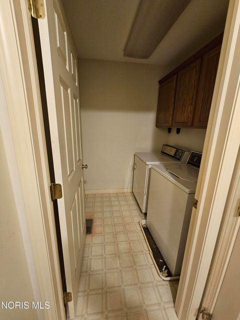 Tiny photo for 8342 Country Brook Drive, Holland, OH 43528 (MLS # 10007626)