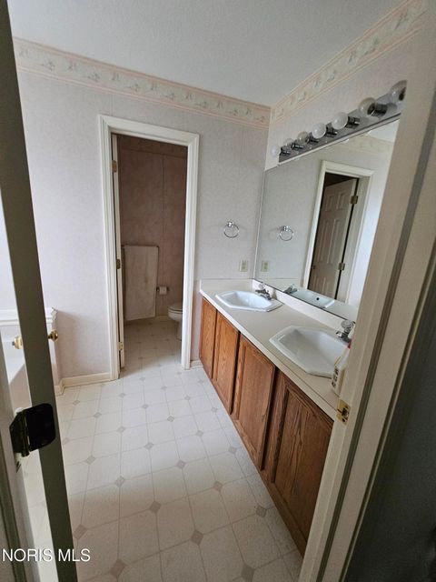Tiny photo for 8342 Country Brook Drive, Holland, OH 43528 (MLS # 10007626)
