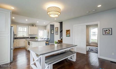 Tiny photo for 24269 W Second St, Grand Rapids, OH 43522 (MLS # 10004978)