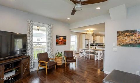 Tiny photo for 24269 W Second St, Grand Rapids, OH 43522 (MLS # 10004978)