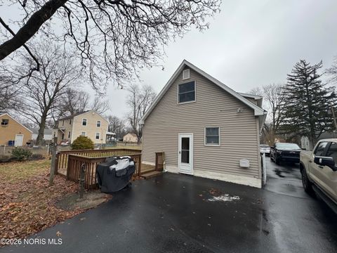 Tiny photo for 711 Sawyer Road, Toledo, OH 43615 (MLS # 10002783)