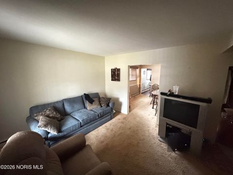 Tiny photo for 711 Sawyer Road, Toledo, OH 43615 (MLS # 10002783)