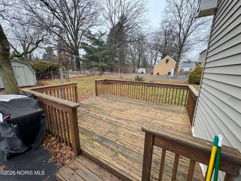 Tiny photo for 711 Sawyer Road, Toledo, OH 43615 (MLS # 10002783)