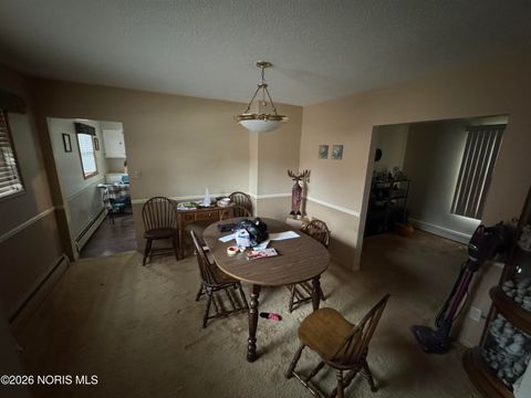 Tiny photo for 711 Sawyer Road, Toledo, OH 43615 (MLS # 10002783)