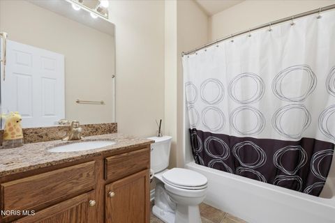 Tiny photo for 4973 Lake Breeze Lane, Maumee, OH 43537 (MLS # 10008492)