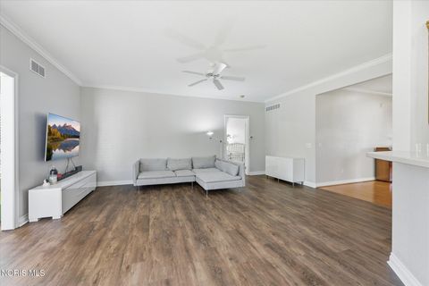 Tiny photo for 4973 Lake Breeze Lane, Maumee, OH 43537 (MLS # 10008492)