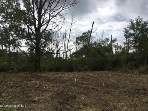 Tiny photo for 8800 Cedar Point Road, Oregon, OH 43616 (MLS # 10000272)