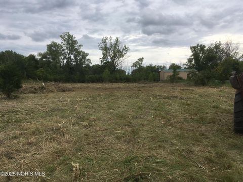 Tiny photo for 8800 Cedar Point Road, Oregon, OH 43616 (MLS # 10000272)