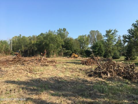 Tiny photo for 8800 Cedar Point Road, Oregon, OH 43616 (MLS # 10000272)