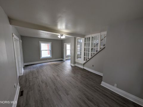 Tiny photo for 29 Garfield Place, Toledo, OH 43605 (MLS # 10004469)