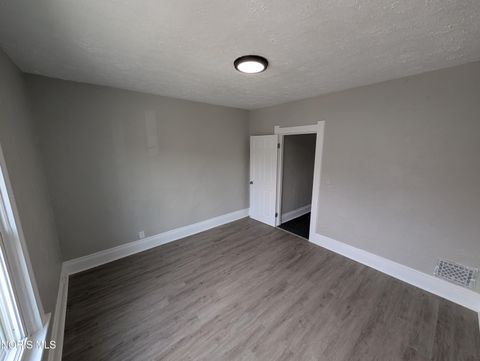 Tiny photo for 29 Garfield Place, Toledo, OH 43605 (MLS # 10004469)