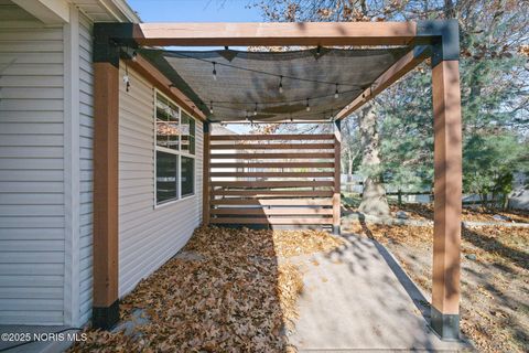 Tiny photo for 1714 Deer Trail Drive, Toledo, OH 43615 (MLS # 10001954)