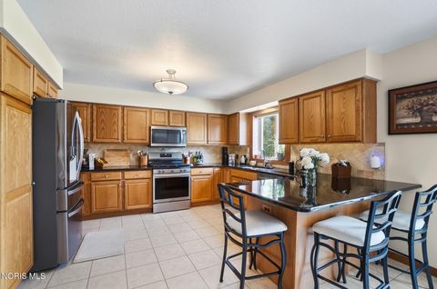 Tiny photo for 1077 Springcrest Drive, Waterville, OH 43566 (MLS # 10007601)
