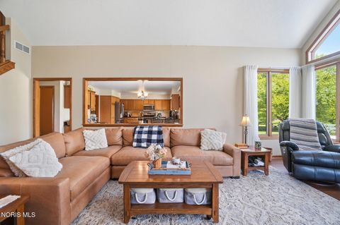 Tiny photo for 1077 Springcrest Drive, Waterville, OH 43566 (MLS # 10007601)