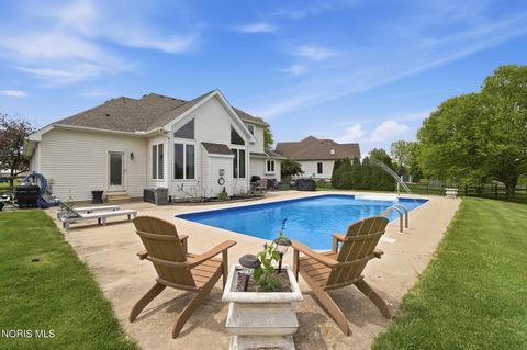 Tiny photo for 1077 Springcrest Drive, Waterville, OH 43566 (MLS # 10007601)