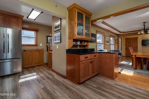 Tiny photo for 718 Johnson Street, Maumee, OH 43537 (MLS # 10014075)