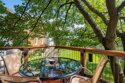 Tiny photo for 718 Johnson Street, Maumee, OH 43537 (MLS # 10014075)