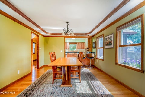 Tiny photo for 718 Johnson Street, Maumee, OH 43537 (MLS # 10014075)