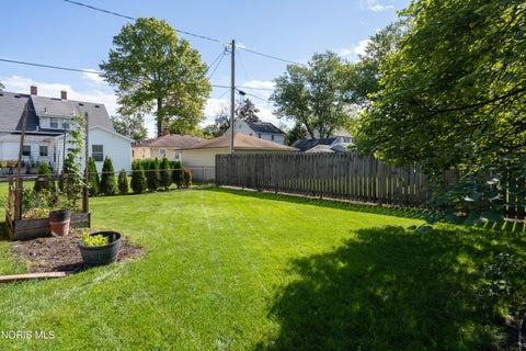 Tiny photo for 718 Johnson Street, Maumee, OH 43537 (MLS # 10014075)