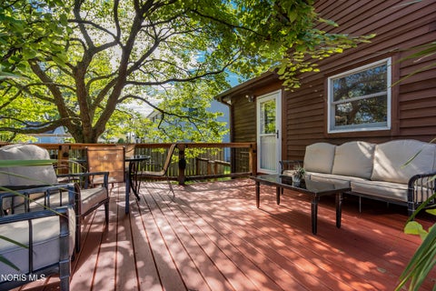 Tiny photo for 718 Johnson Street, Maumee, OH 43537 (MLS # 10014075)