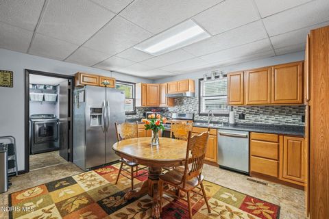 Tiny photo for 214 Walnut Street, Van Buren, OH 45889 (MLS # 10007367)