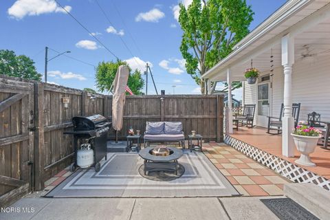 Tiny photo for 214 Walnut Street, Van Buren, OH 45889 (MLS # 10007367)