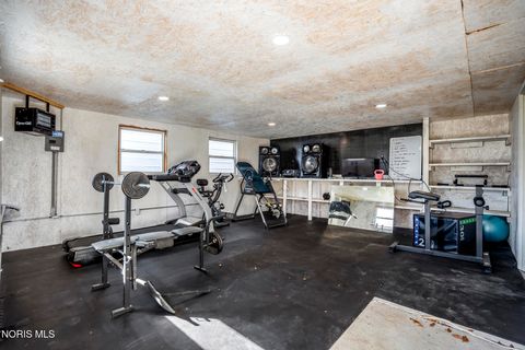 Tiny photo for 24579 Thompson Road, Perrysburg, OH 43551 (MLS # 10004562)