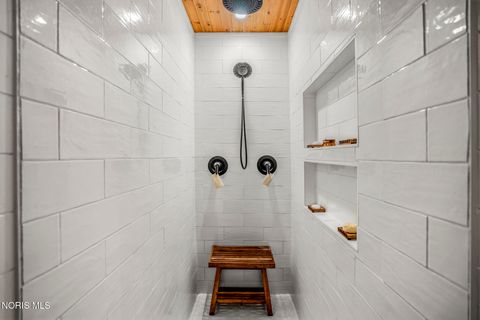 Tiny photo for 24579 Thompson Road, Perrysburg, OH 43551 (MLS # 10004562)