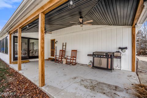 Tiny photo for 24579 Thompson Road, Perrysburg, OH 43551 (MLS # 10004562)