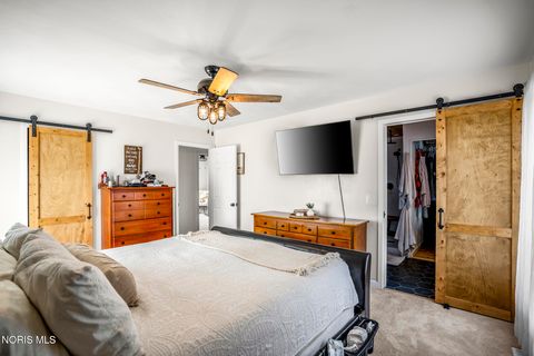 Tiny photo for 24579 Thompson Road, Perrysburg, OH 43551 (MLS # 10004562)