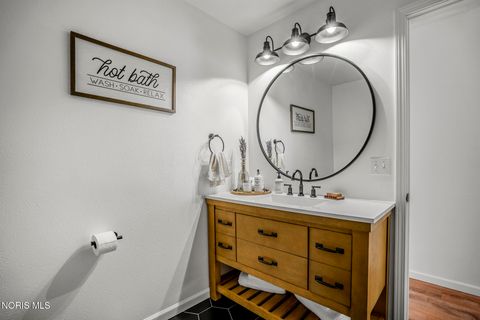 Tiny photo for 24579 Thompson Road, Perrysburg, OH 43551 (MLS # 10004562)