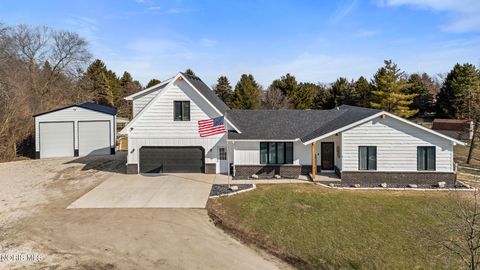 Photo of 24579 Thompson Road, Perrysburg, OH 43551 (MLS # 10004562)