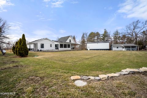 Tiny photo for 24579 Thompson Road, Perrysburg, OH 43551 (MLS # 10004562)