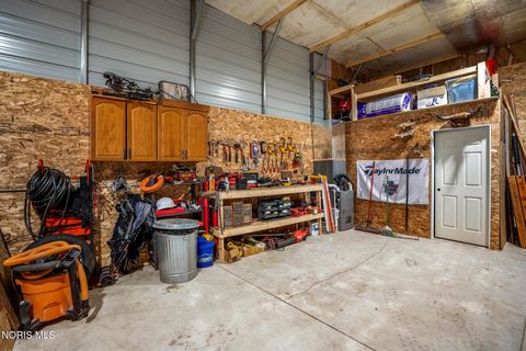 Tiny photo for 24579 Thompson Road, Perrysburg, OH 43551 (MLS # 10004562)