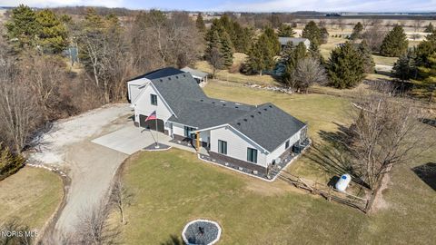 Tiny photo for 24579 Thompson Road, Perrysburg, OH 43551 (MLS # 10004562)